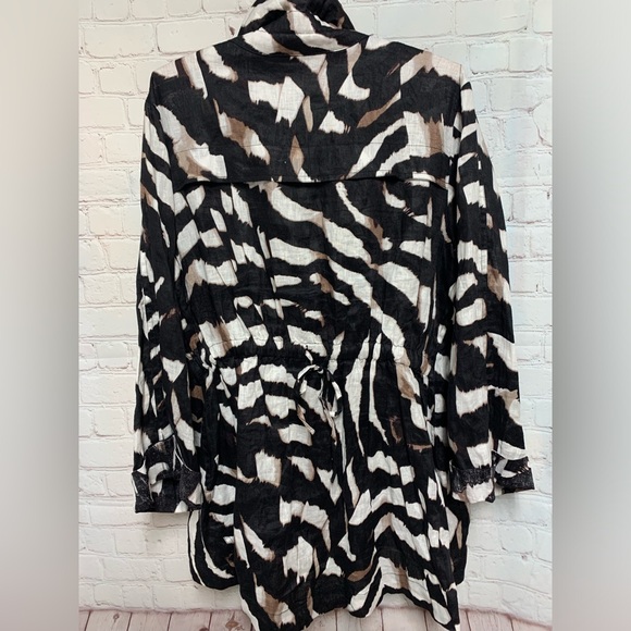 Anthropologie Luii Black and White Animal Patterned Linen Jacket Size XL - Picture 7 of 7